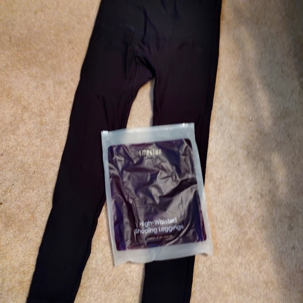 NWT Empetua Shapermint High Waisted Leggings